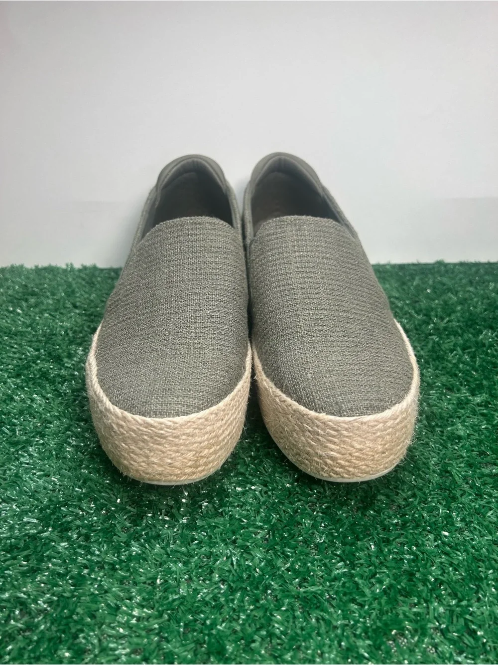 Skechers lightweight all green